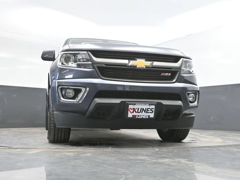 Used 2017 Chevrolet Colorado Z71 AWD/4WD image 35