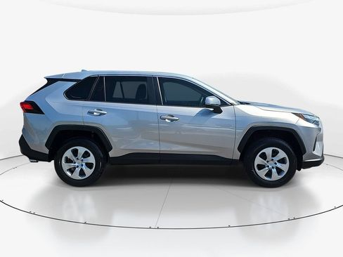 Used 2023 Toyota RAV4 LE FWD image 5