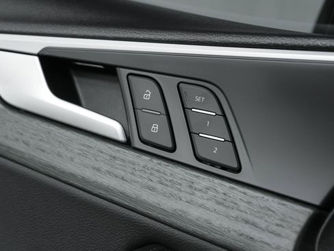 Used 2019 Audi A4 2.0T Premium Plus w/ Premium Plus Package image 39