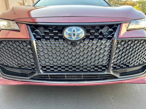 Used 2021 Toyota Avalon XSE w/ Carpet Mat Package (TMS) FWD image 12