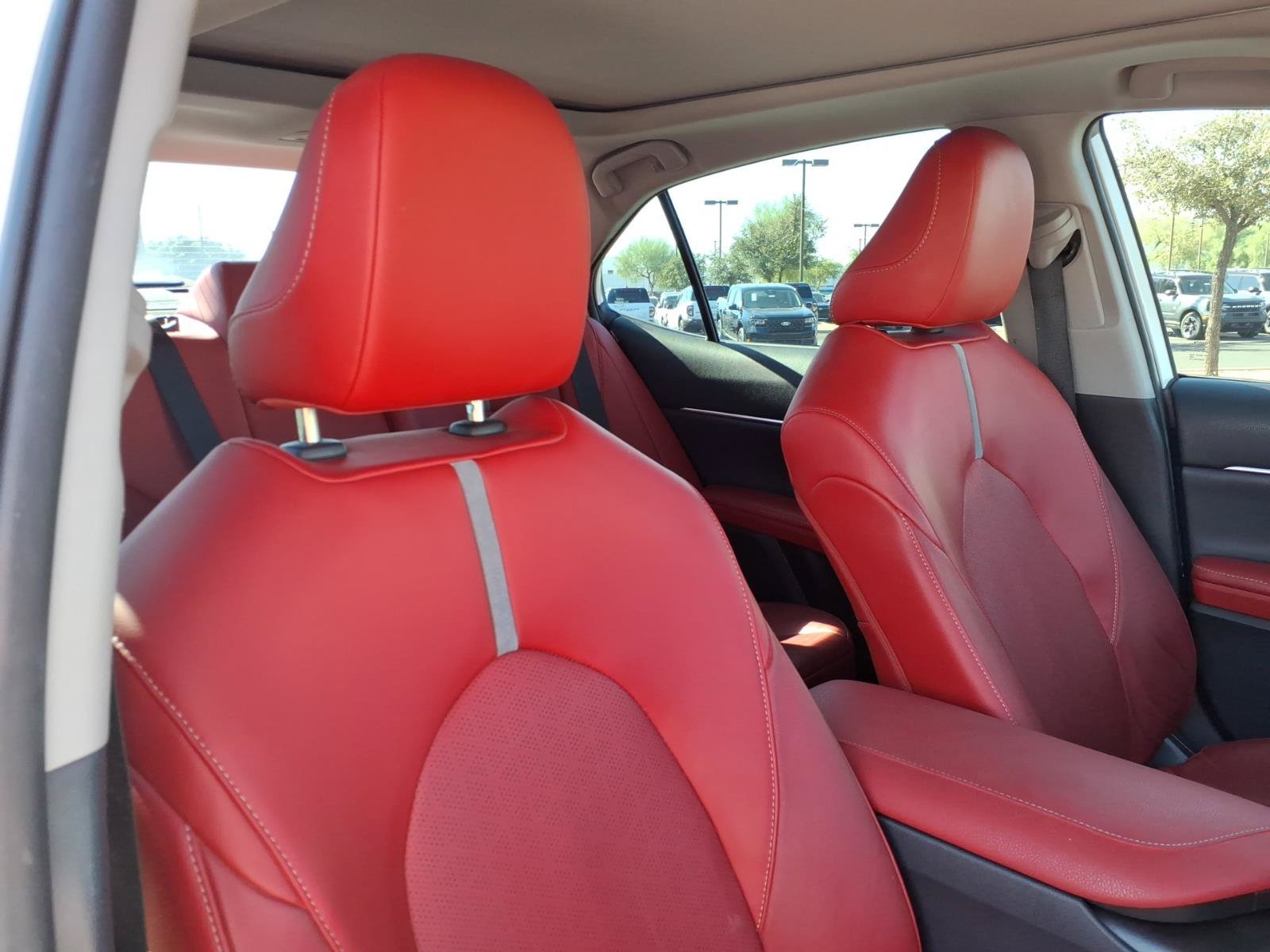 Used 2022 Toyota Camry XSE w/ Navigation Package FWD image 11