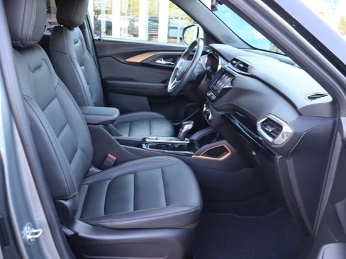 Used 2023 Chevrolet TrailBlazer ACTIV w/ Convenience Package AWD/4WD image 19