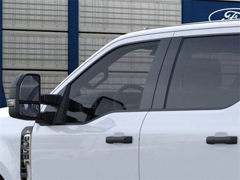 New 2026 Ford F350 XL w/ XL Chrome Package image 20