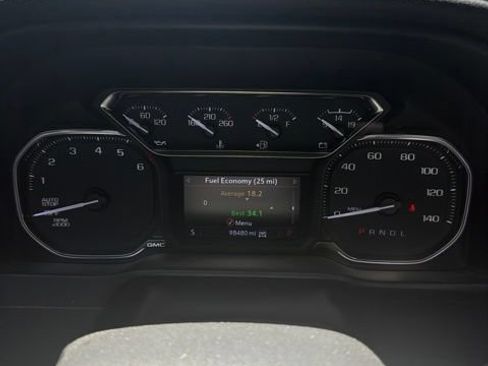 Used 2020 GMC Sierra 1500 Elevation w/ Elevation Value Package AWD/4WD image 4