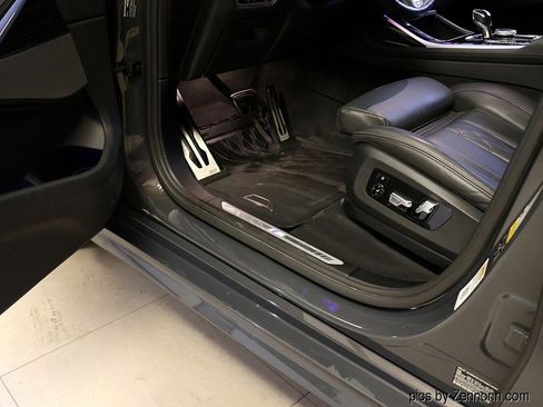 Used 2021 BMW X7 xDrive40i w/ M Sport Package image 30