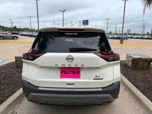 Used 2023 Nissan Rogue SV FWD image 17