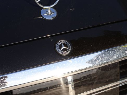 Used 2024 Mercedes-Benz S 580 4MATIC Sedan image 2