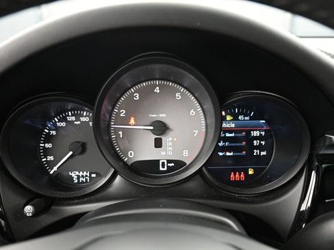 Certified 2023 Porsche Macan S AWD/4WD image 18