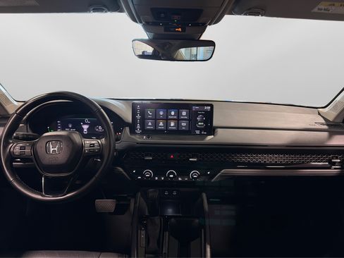 Used 2025 Honda Accord EX-L image 22