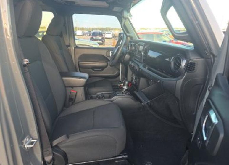 Used 2023 Jeep Wrangler Unlimited Sport AWD/4WD image 15