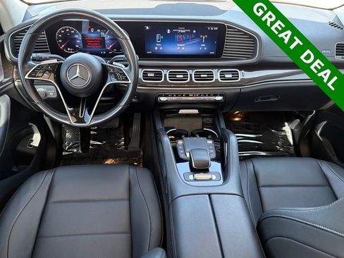 Used 2024 Mercedes-Benz GLS 450 4MATIC image 13