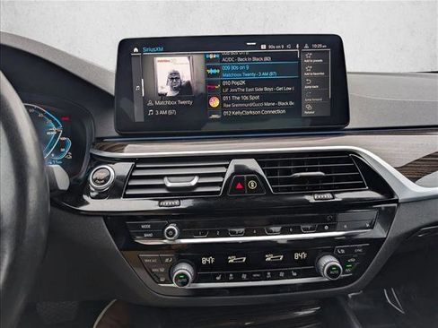 Certified 2023 BMW 530e xDrive w/ Convenience Package image 12