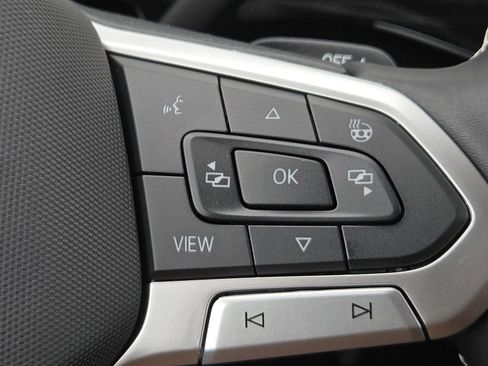 New 2026 Volkswagen Atlas SE image 14