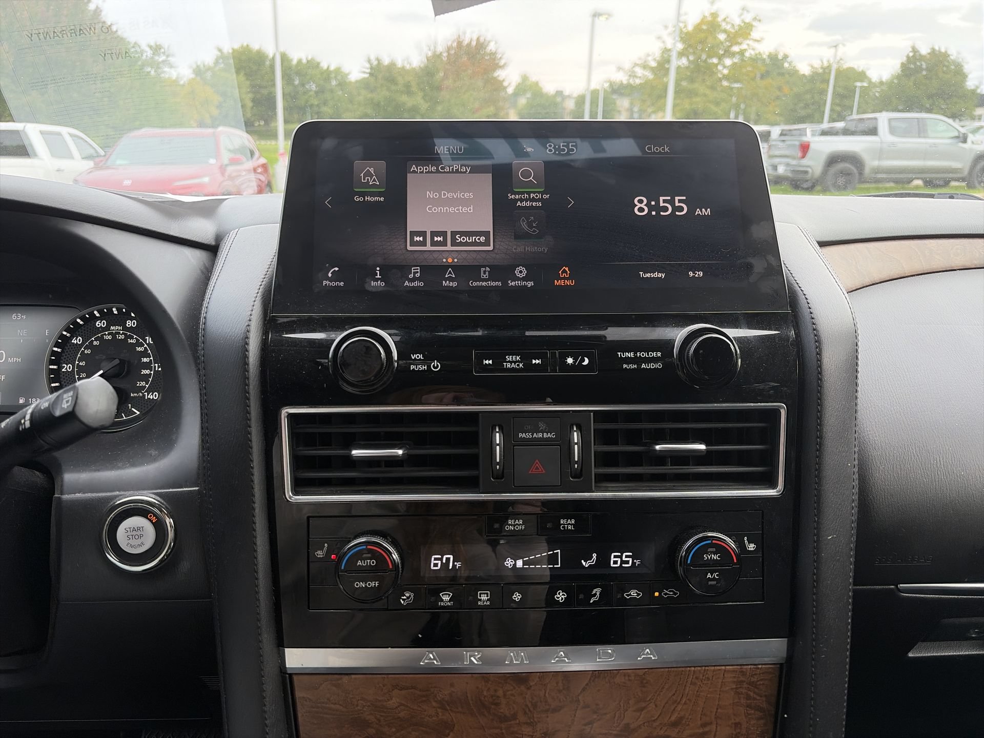 Used 2022 Nissan Armada SL w/ Captain's Chairs Package AWD/4WD image 14