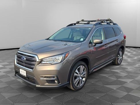 Used 2022 Subaru Ascent Limited AWD/4WD image 3