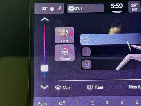 New 2025 Jeep Grand Cherokee Altitude image 22