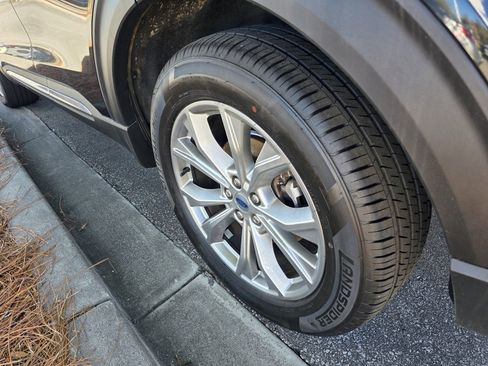 Used 2020 Ford Explorer XLT w/ Equipment Group 202A image 36