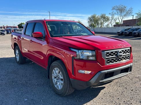 Used 2022 Nissan Frontier SV RWD image 3
