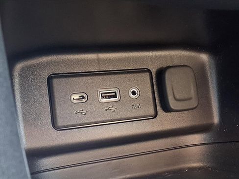 Used 2024 Chevrolet Equinox RS image 25