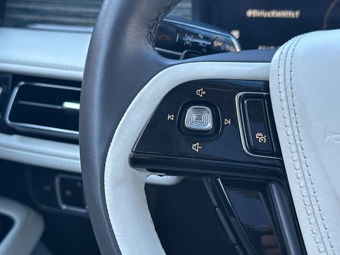 Used 2024 Lincoln Aviator Black Label AWD/4WD image 29
