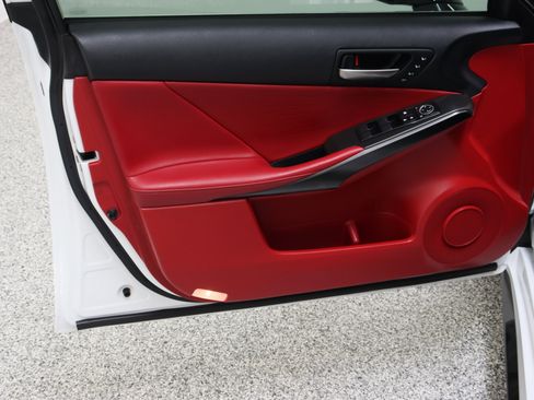 Used 2023 Lexus IS 350 F Sport RWD image 12