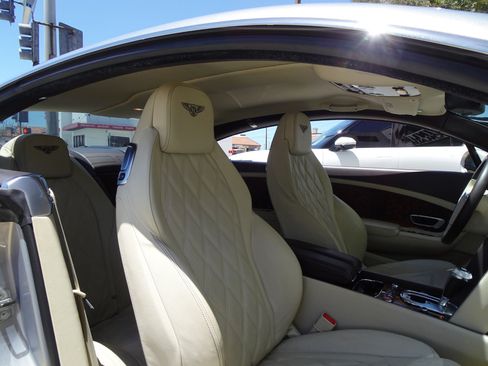 Used 2012 Bentley Continental GT AWD/4WD image 16