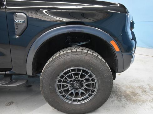 Used 2024 Ford Ranger XLT w/ FX4 Off-Road Package AWD/4WD image 37