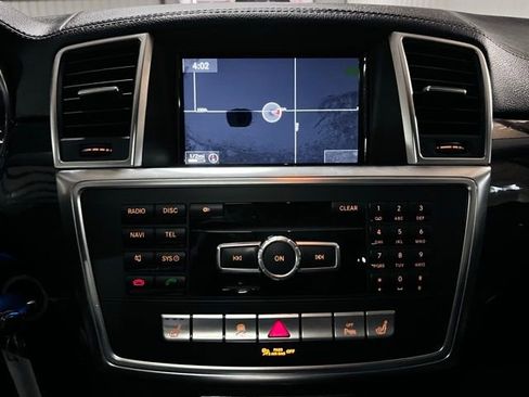 Used 2014 Mercedes-Benz GL 450 4MATIC image 19