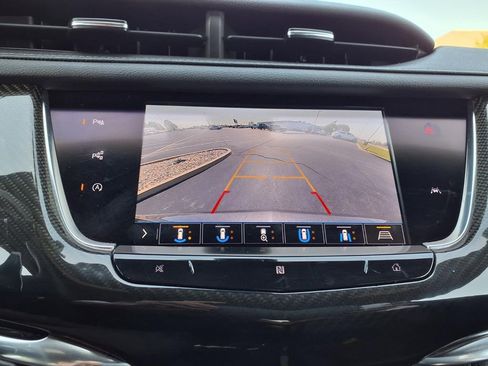 Used 2020 Cadillac XT6 Sport AWD/4WD image 8