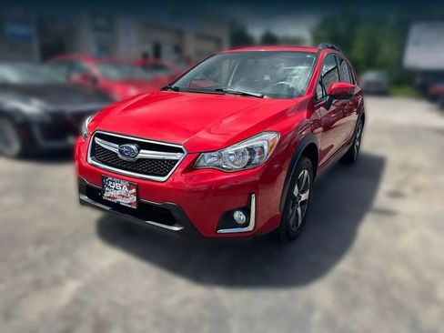 Used 2017 Subaru Crosstrek 2.0i Premium w/ Special Edition AWD/4WD image 2
