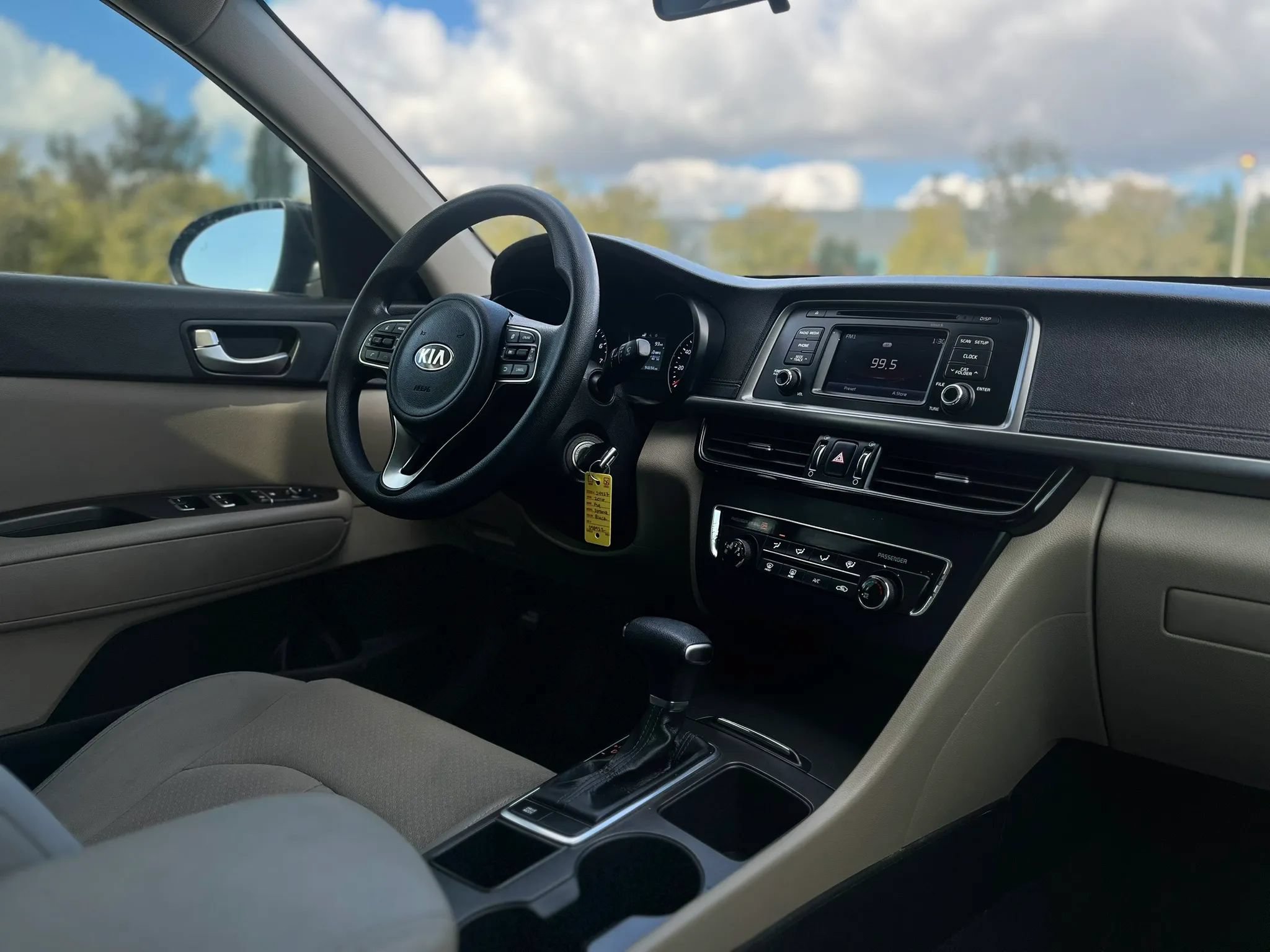 Used 2016 Kia Optima LX FWD image 16