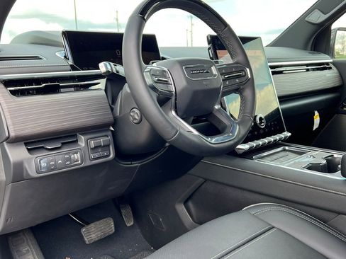 New 2025 GMC Sierra EV Denali AWD/4WD image 25