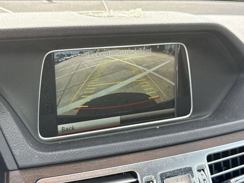 Used 2015 Mercedes-Benz E 350 4MATIC Sedan image 24