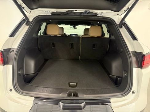 Used 2023 Chevrolet Blazer Premier w/ Driver Confidence II Package image 8