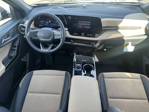 New 2026 Chevrolet Equinox ACTIV w/ LPO, Floor Liner Package image 2