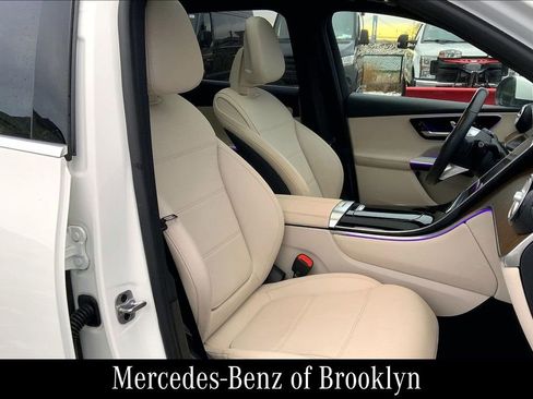 Certified 2023 Mercedes-Benz GLC 300 GLC 300 image 10