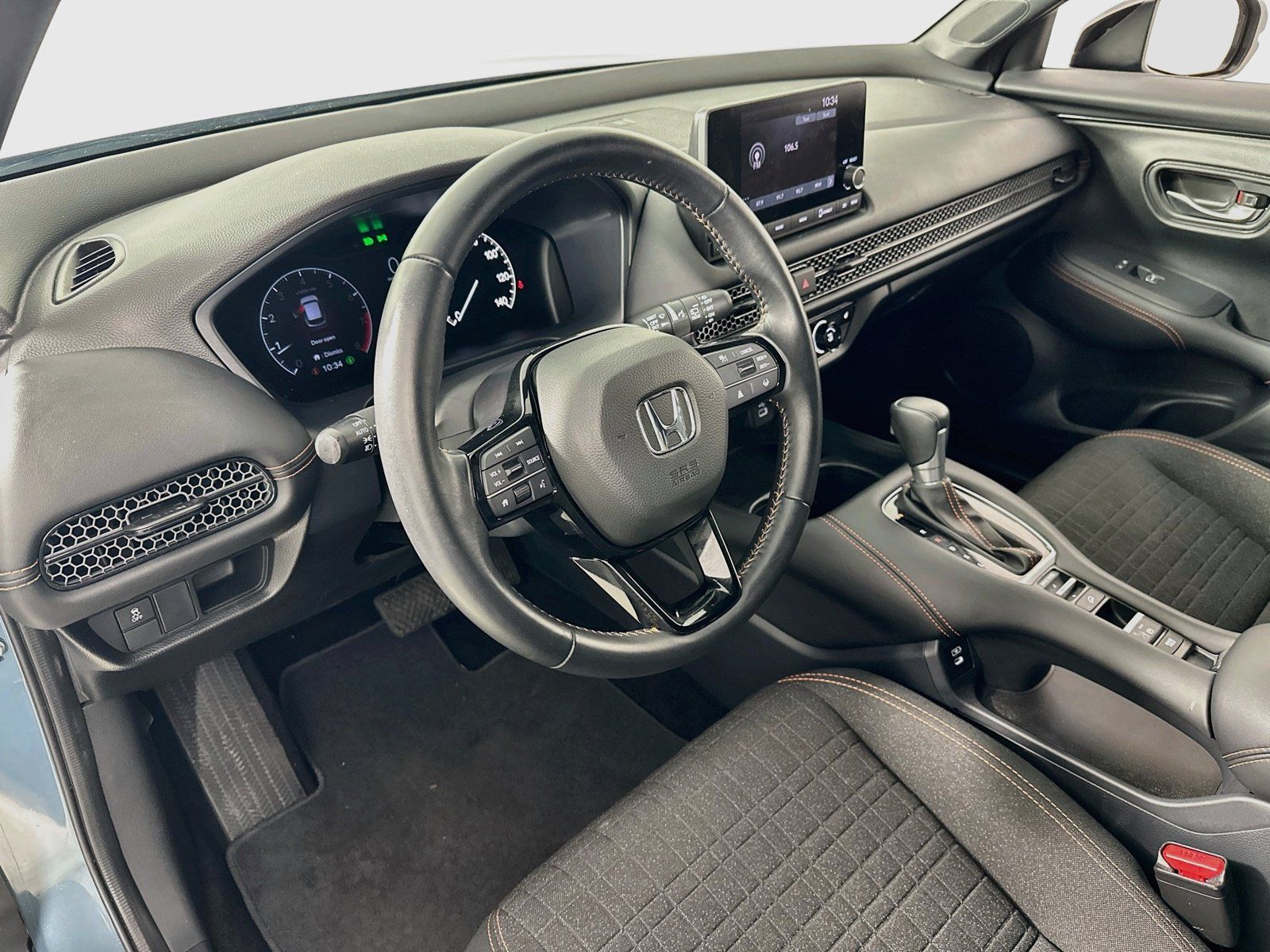 Used 2025 Honda HR-V Sport image 9