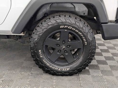 Used 2013 Jeep Wrangler Sport image 12