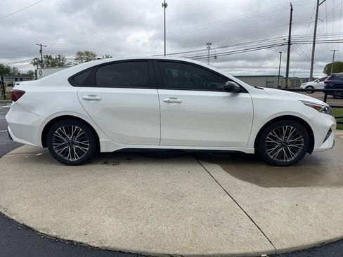 Used 2023 Kia Forte GT-Line w/ GT-Line Premium Package FWD image 8