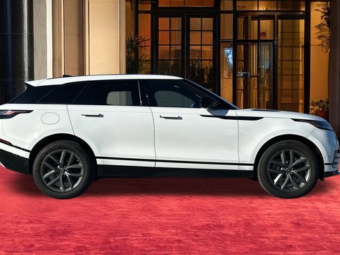 Used 2026 Land Rover Range Rover Velar Dynamic SE image 9