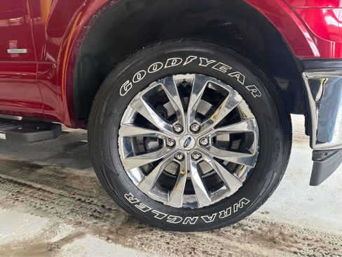 Used 2017 Ford F150 Lariat w/ Equipment Group 502A Luxury image 36