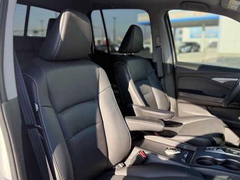 Certified 2023 Honda Ridgeline RTL image 38