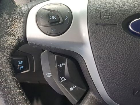 Used 2014 Ford Focus Titanium FWD image 28