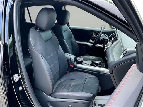 Certified 2023 Mercedes-Benz GLA 250 4MATIC image 32