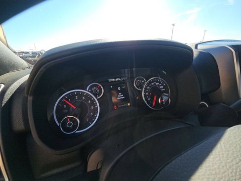 Used 2025 RAM 2500 Big Horn AWD/4WD image 6