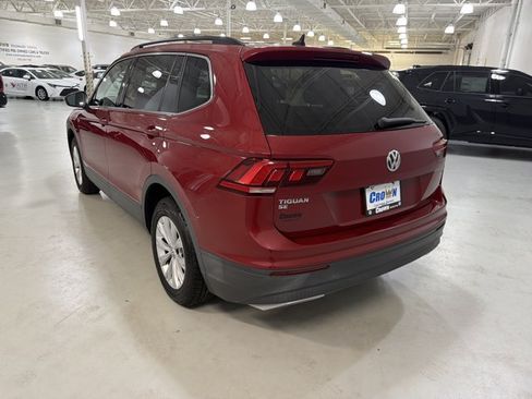Used 2019 Volkswagen Tiguan SE w/ Panoramic Sunroof Package AWD/4WD image 6
