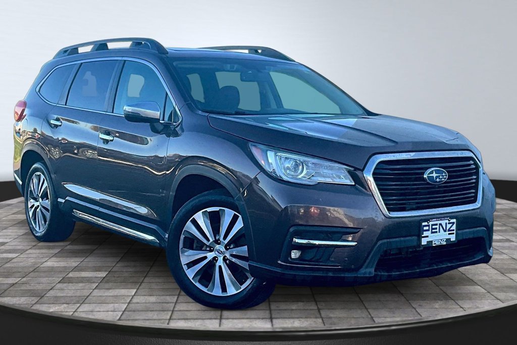 Used 2019 Subaru Ascent Touring w/ Popular Package #3 AWD/4WD image 3