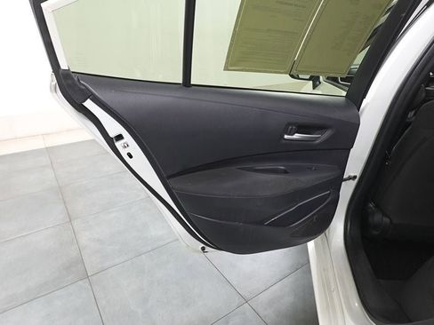 Used 2020 Toyota Corolla LE image 20