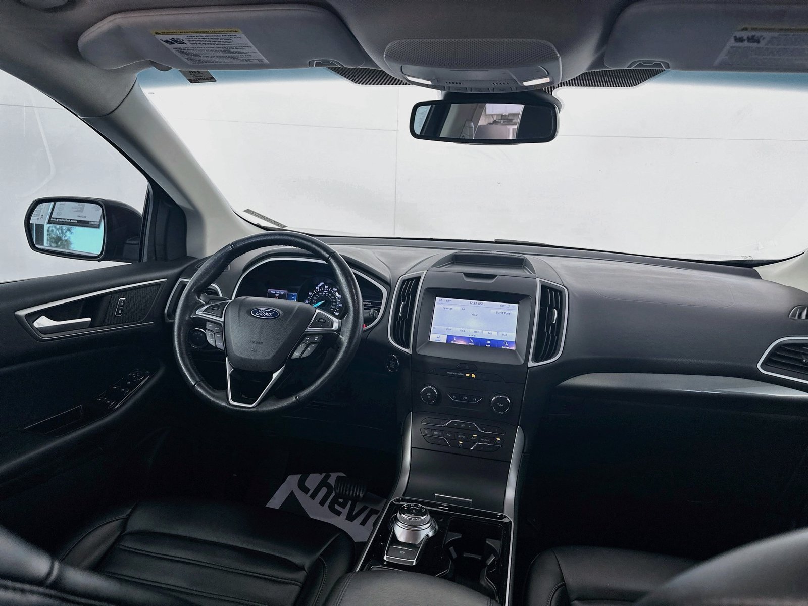 Used 2020 Ford Edge SEL FWD image 22