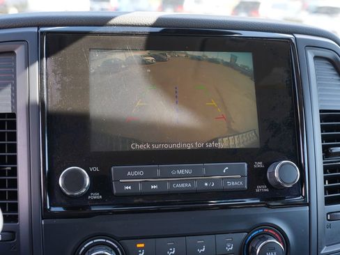 Used 2023 Nissan Titan S AWD/4WD image 26